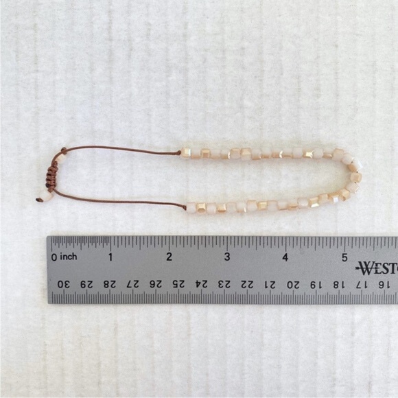 Adjustable Crystal Bracelet - Picture 3 of 5